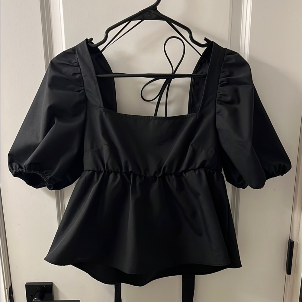 H&M | Tie-back Peplum Top
